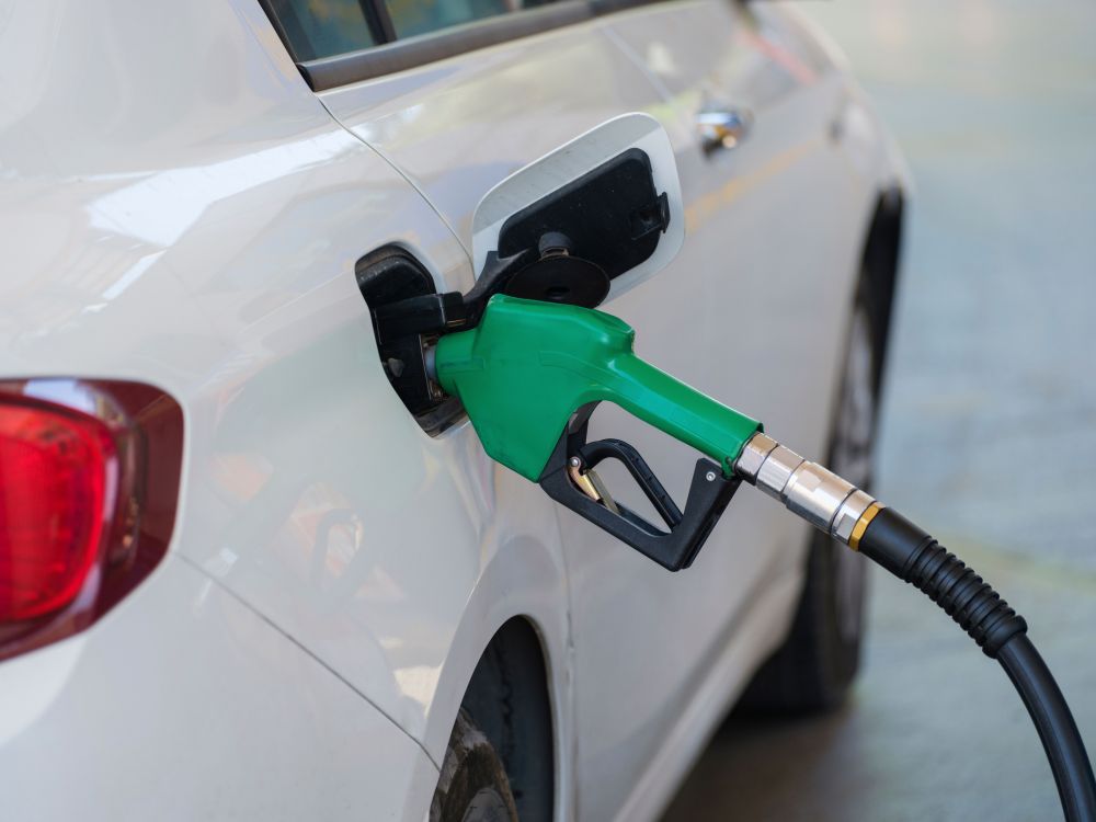 ¿Por qué mi auto gasta mucha gasolina? 7 causas comunes