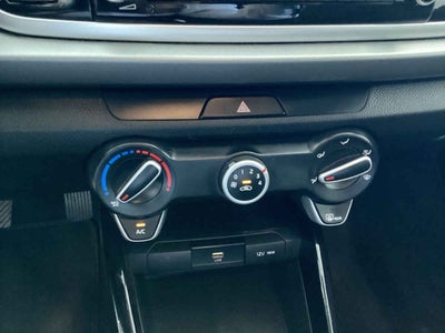 2023 Kia KIA RIO SEDAN 4p LX L4/1.6 Man