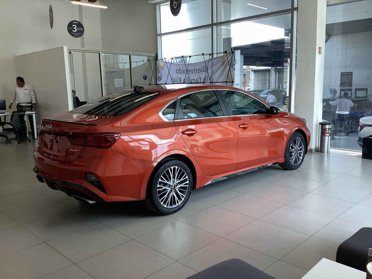 2022 Kia FORTE SEDAN 4p GT L4/1.6/T Aut