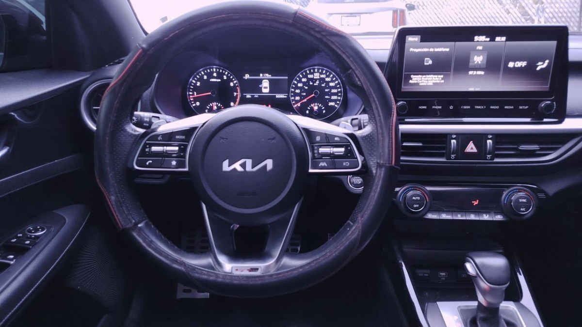 2023 Kia FORTE SEDAN 4p GT Line L4/2.0 Aut