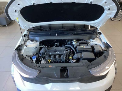2027 Kia K3 4p LX L4/1.6 Aut