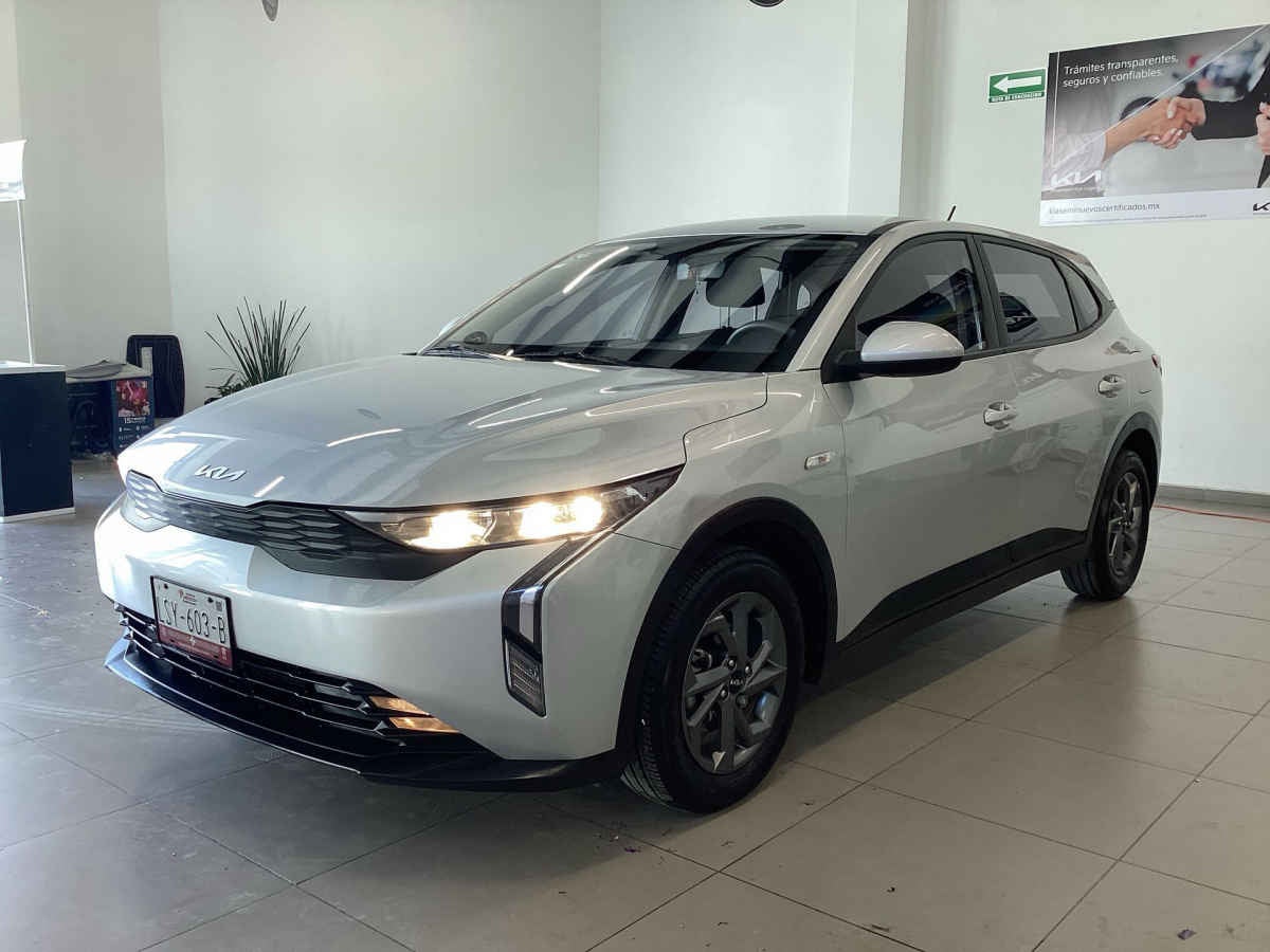 2024 Kia K3 4p LX L4/1.6 Man