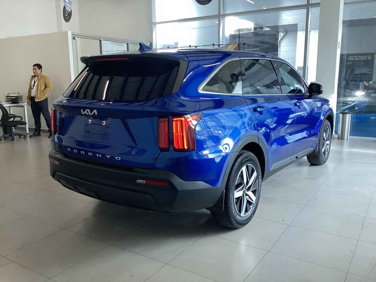 2022 Kia Sorento 5p EX L4/2.5 Aut