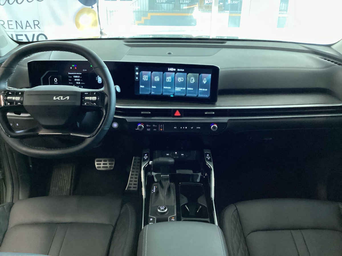 2026 Kia Sorento 5p SXL L4/2.5/T Aut