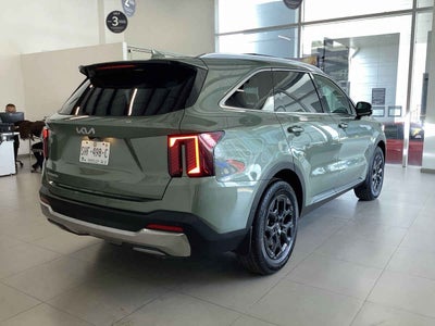 2026 Kia Sorento 5p SXL L4/2.5/T Aut