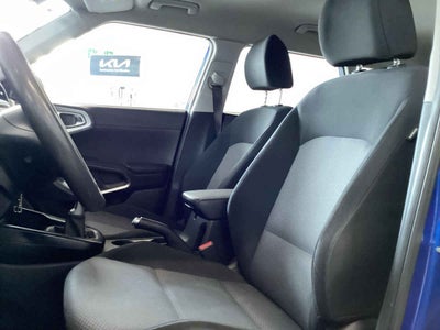 2022 Kia Soul 5p LX  1.6 L  121 HP  TM6  A/AC  RA-16"