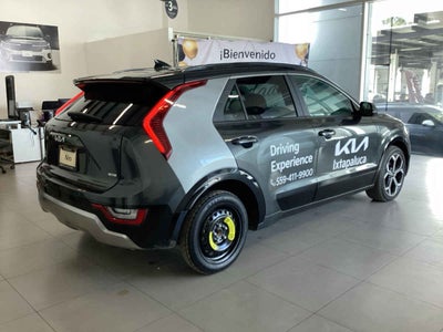 2025 Kia Niro 5p EX L4/1.6 HEV Aut