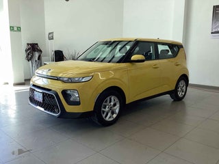 2020 Kia Soul 5p LX  1.6l  121 HP  TM6  RA-16"