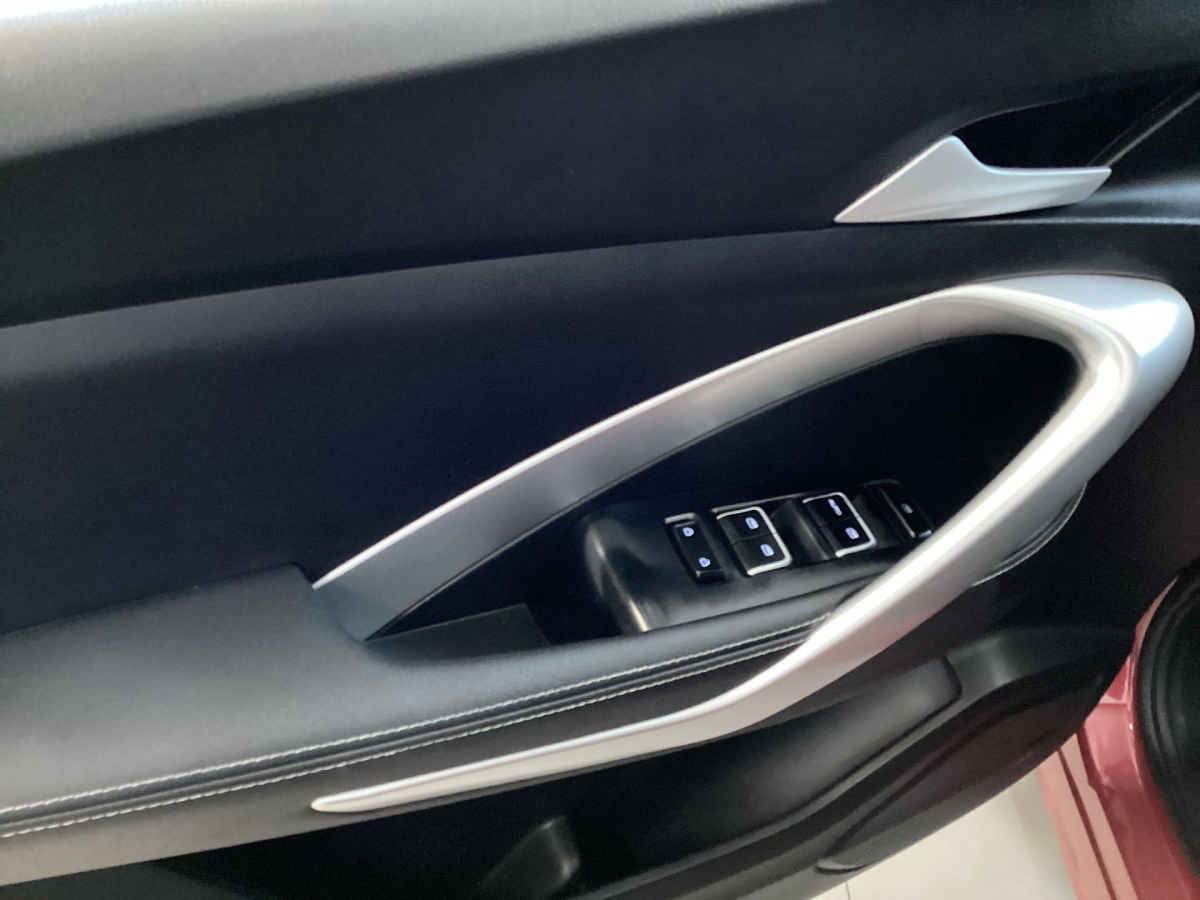 2023 Chevrolet Captiva 5p LT L4/1.5/T Aut 7 Pasajeros