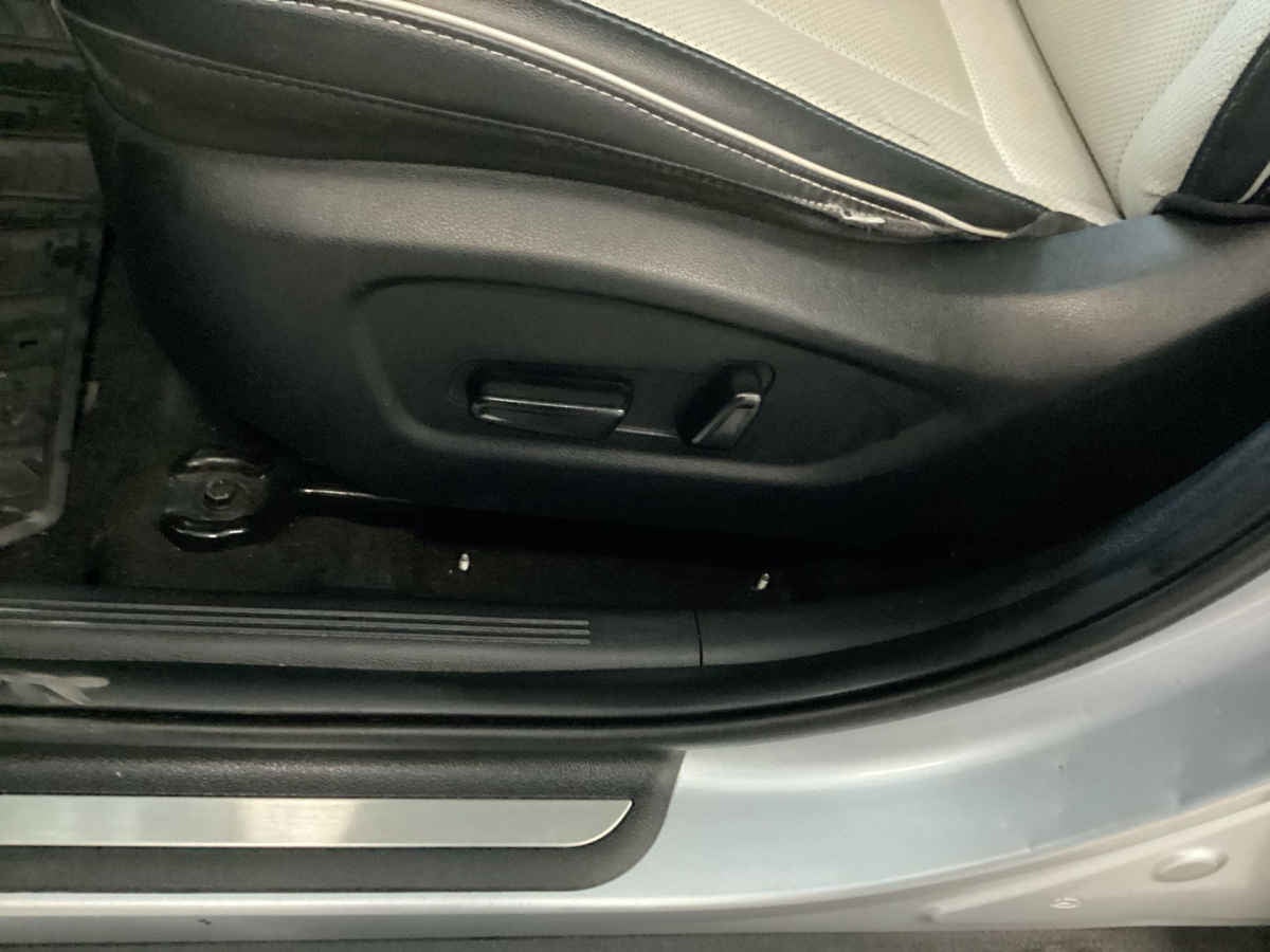 2022 Hyundai Creta Grand 5p Limited L4/2.0 Aut