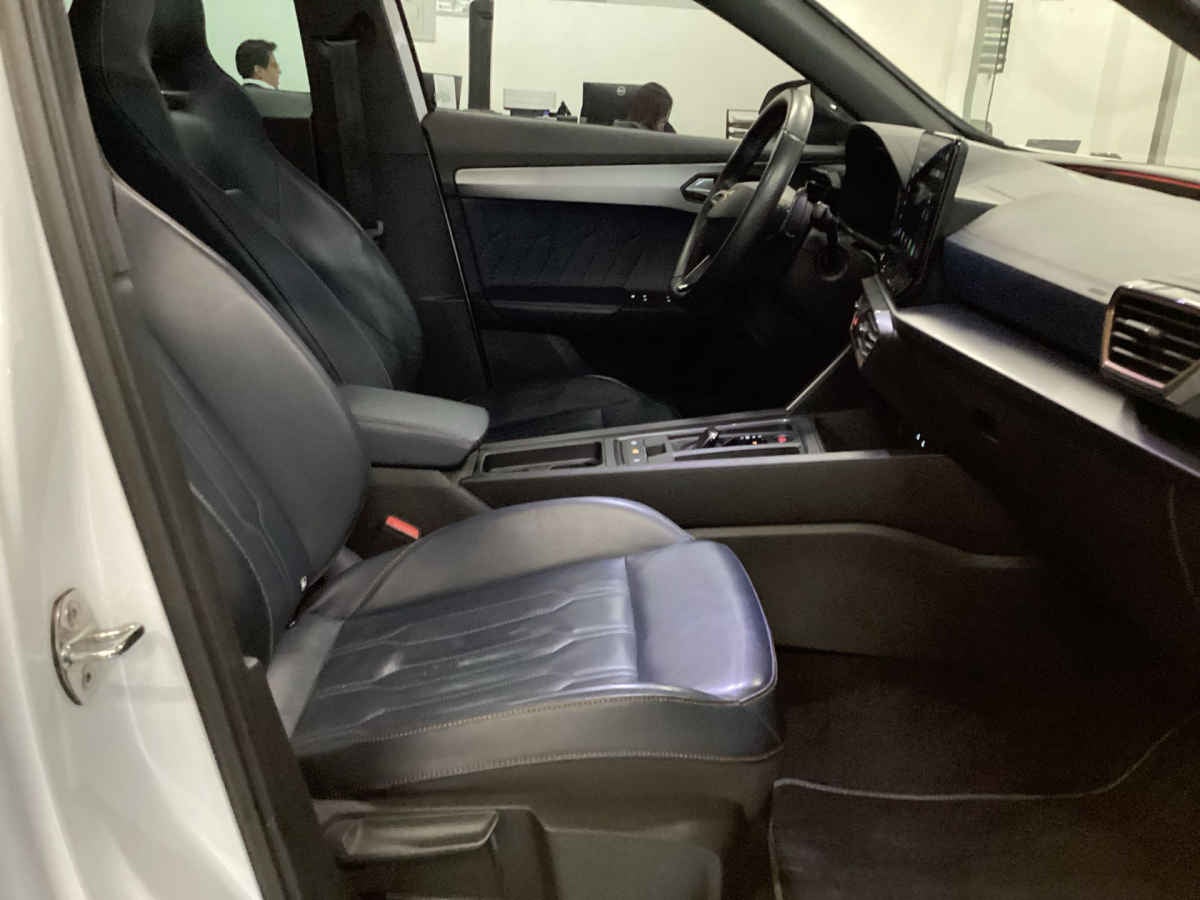 2023 Cupra Formentor 5p Cupra L4/2.0/T/310 Aut VZ