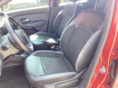 2023 Renault Duster 1.3 Iconic At