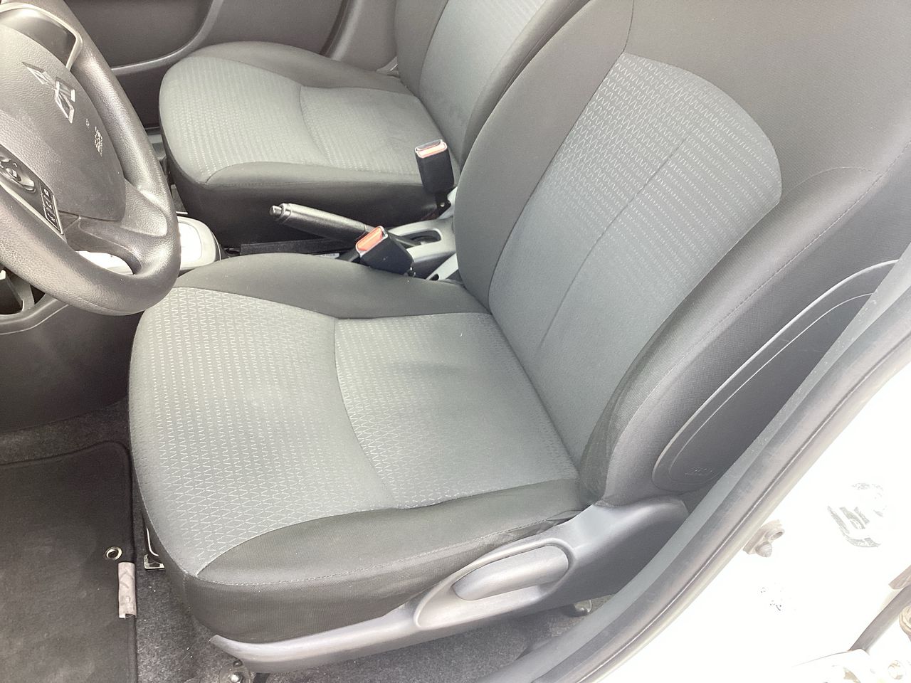 2024 Mitsubishi Mirage 1.2 Glx At