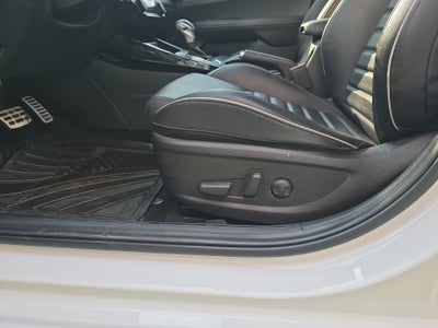 2022 Kia Forte 2.0 GT Line 4p At