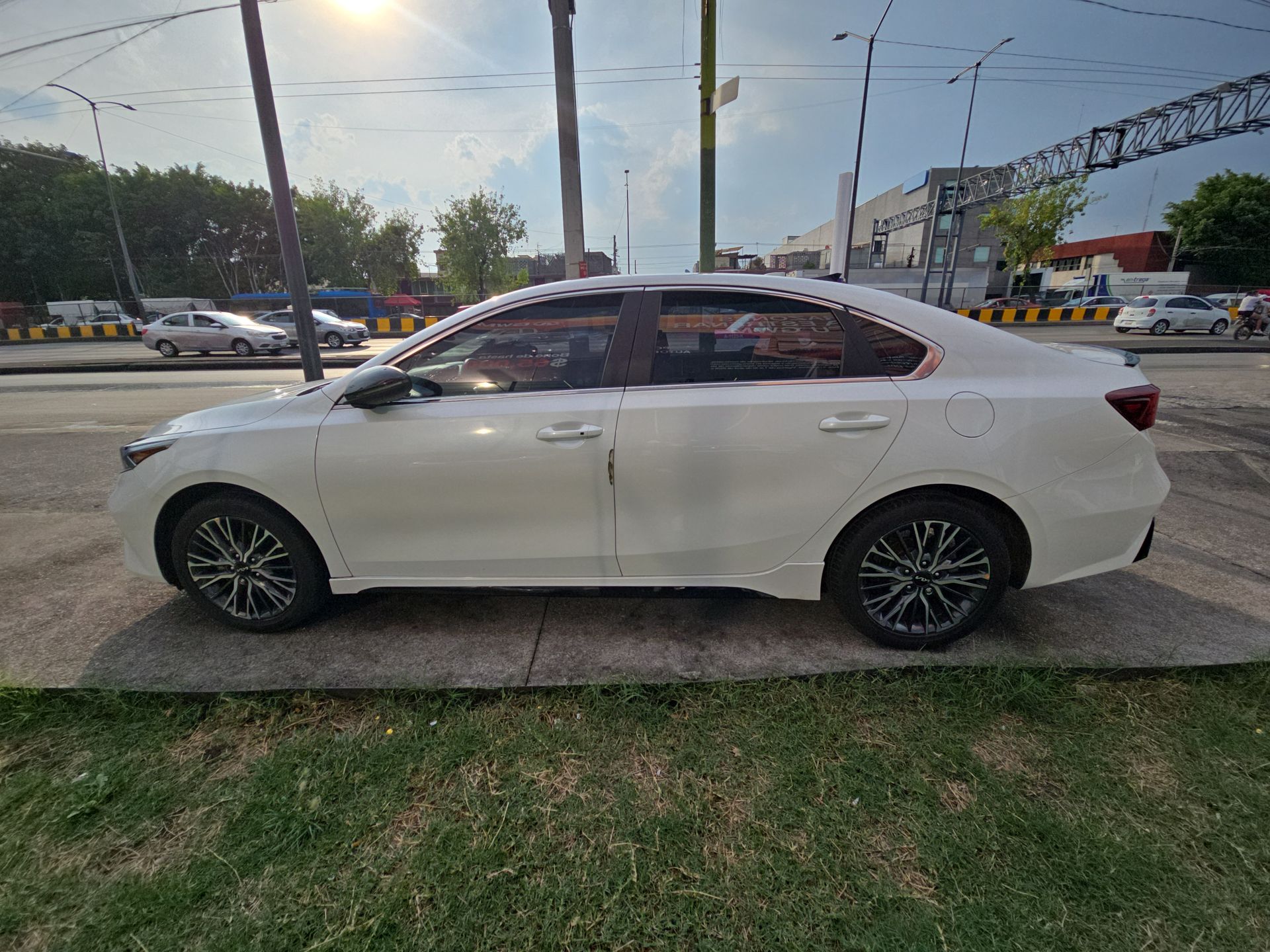 2022 Kia Forte 2.0 GT Line 4p At