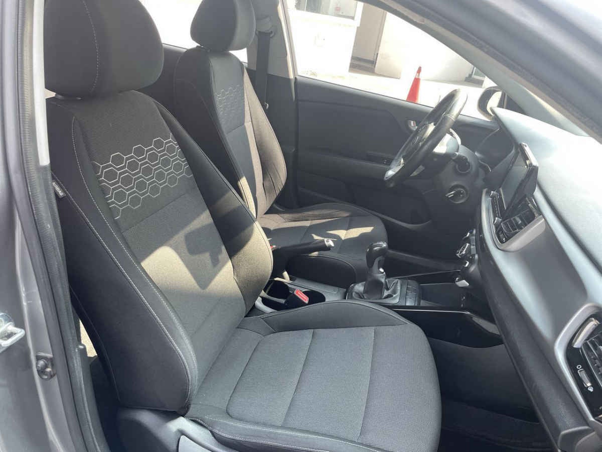 2021 Kia KIA RIO HB 5p LX L4/1.6 Man