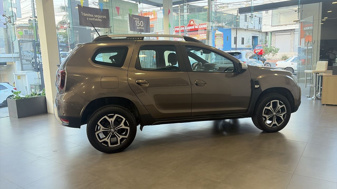 2023 Renault Duster 5p Iconic L4/1.3/T Aut