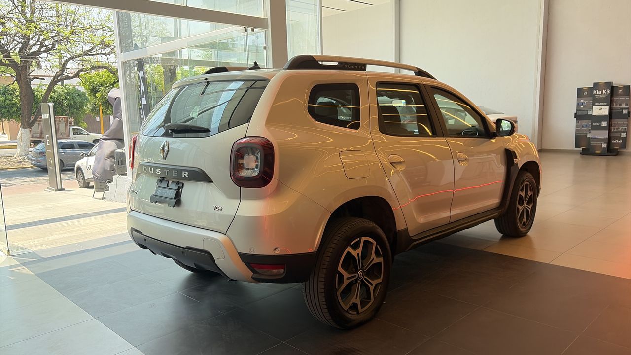 2023 Renault Duster 5p Iconic L4/1.3/T Aut