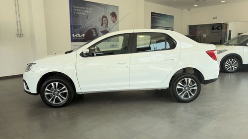 2024 Renault Logan 4p Intens L4/1.6 Aut