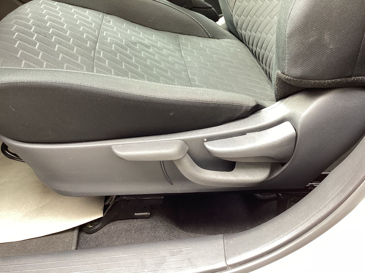 2025 Nissan Kicks 1.6 Play Advance At