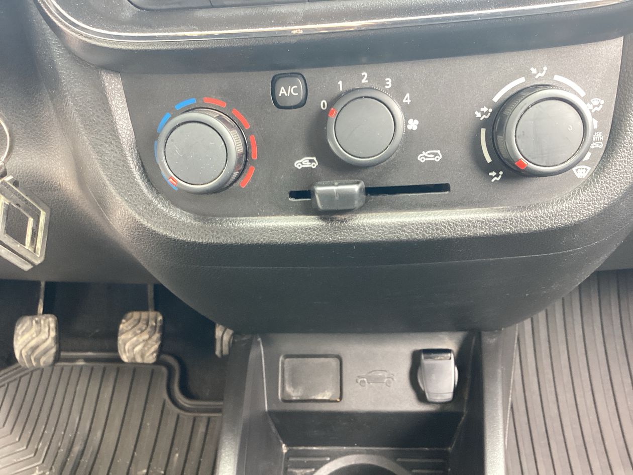 2025 Renault Kwid 1.0 Intens Mt
