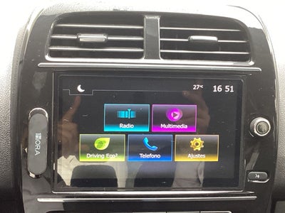 2025 Renault Kwid 1.0 Iconic Mt