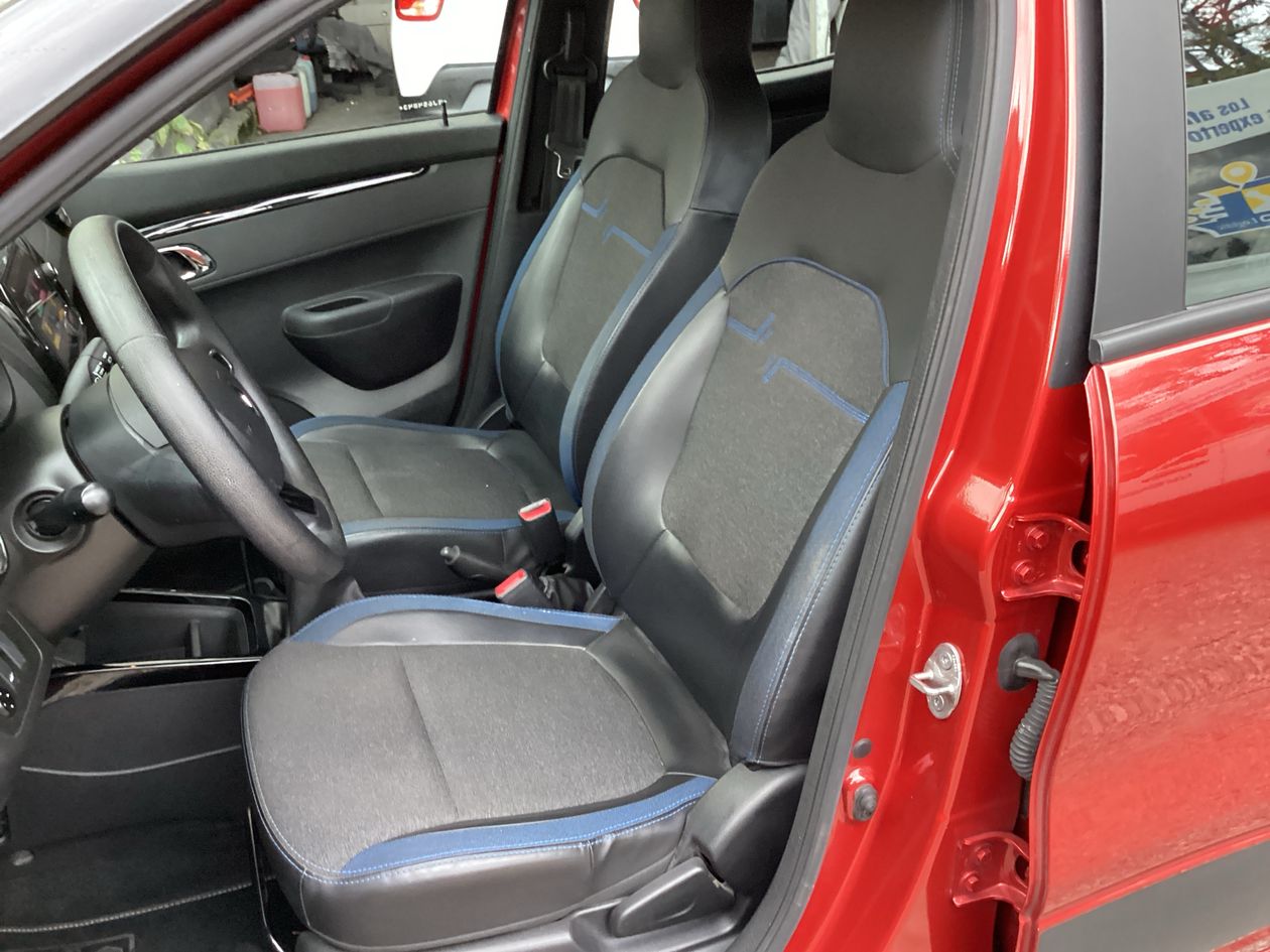 2024 Renault Kwid 1.0 Bitono Mt