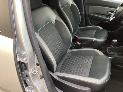 2023 Renault Duster 1.3 Iconic At