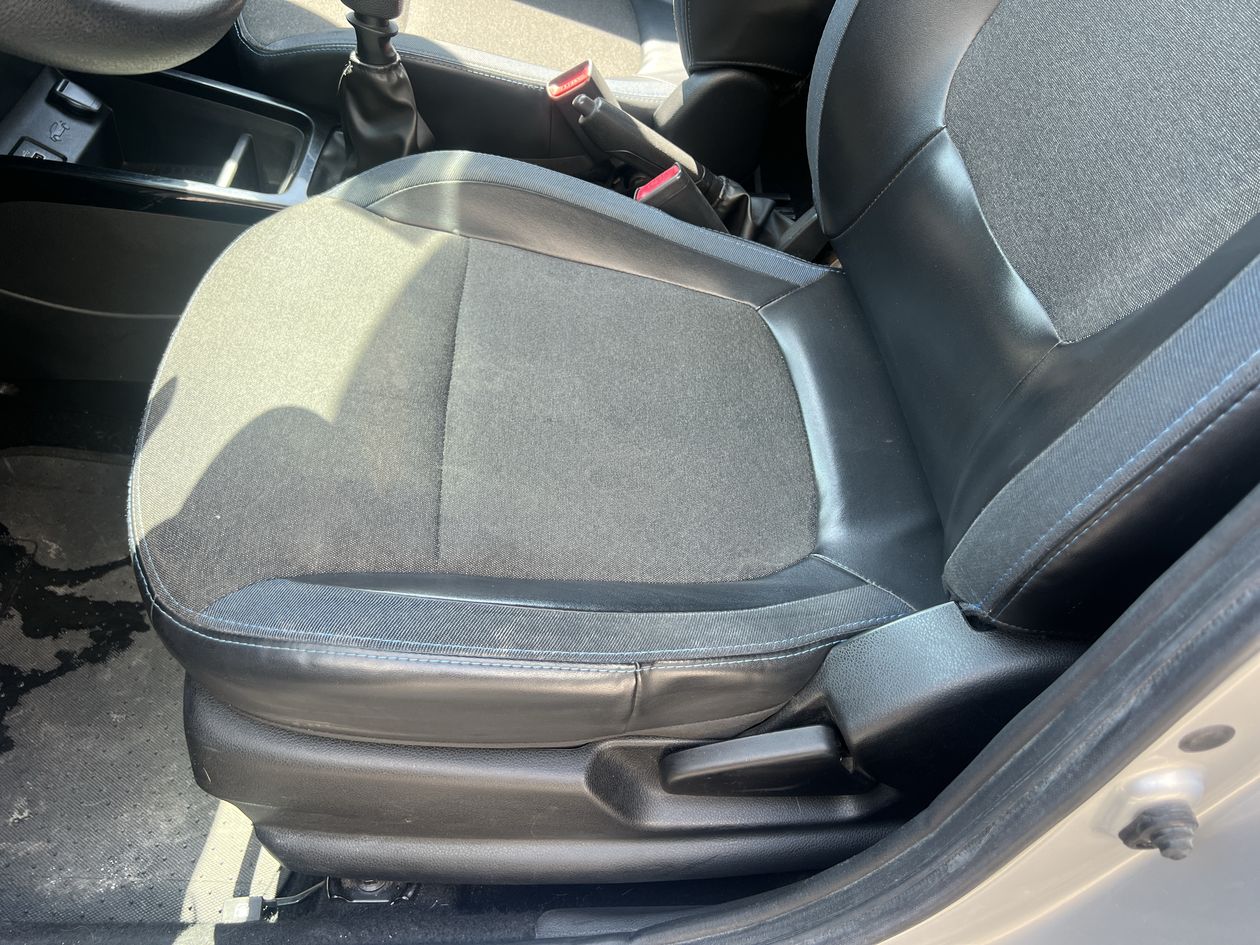 2024 Renault Kwid 1.0 Bitono Mt