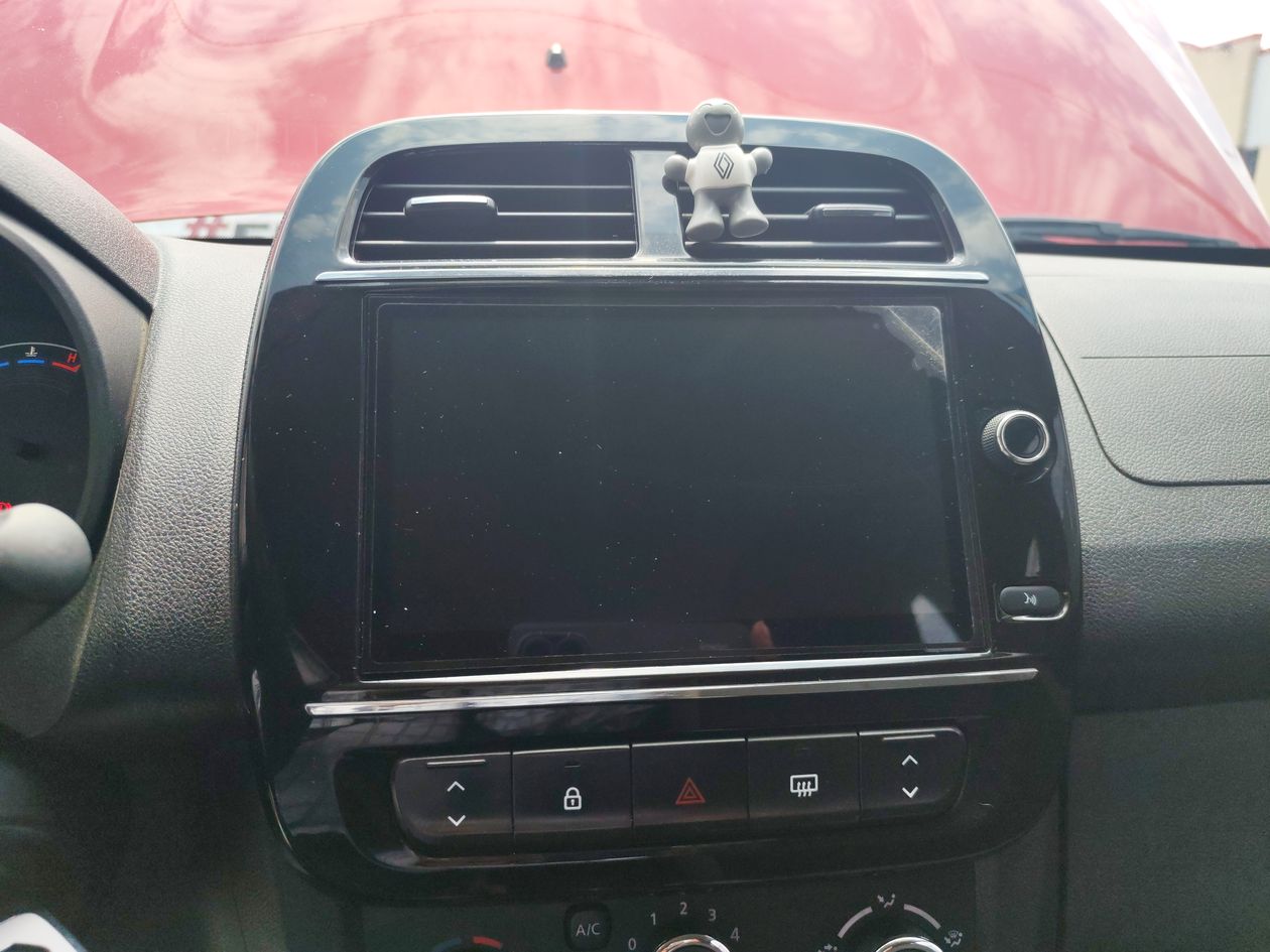 2024 Renault Kwid 1.0 Outsider Mt