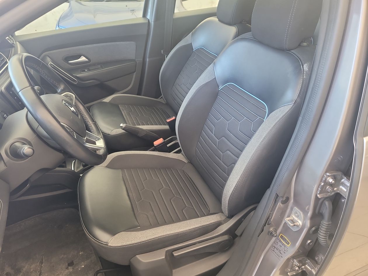 2023 Renault Duster 1.3 Iconic At