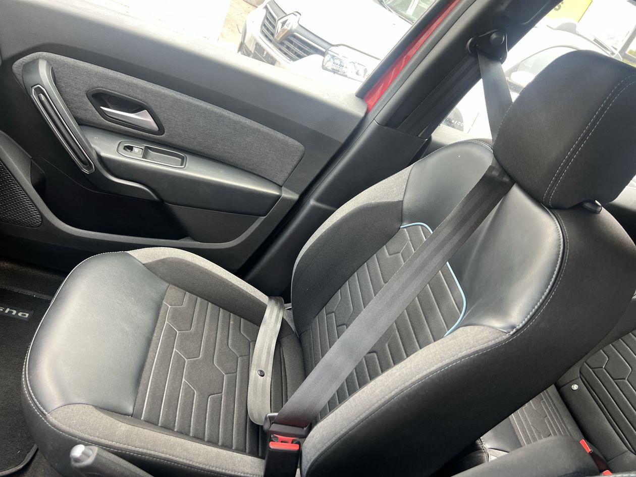 2023 Renault Duster 1.3 Iconic At