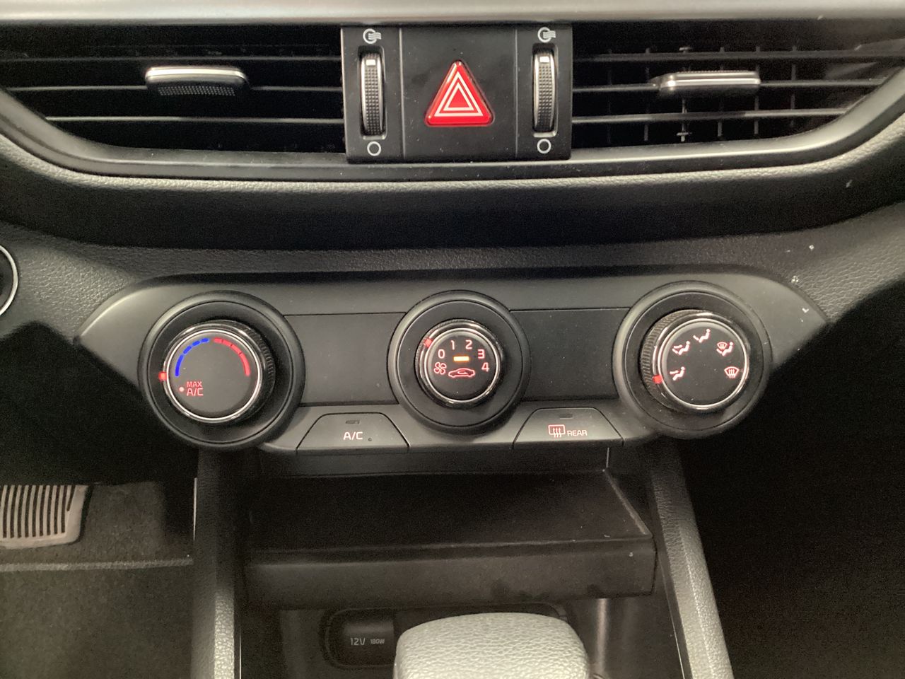 2024 Kia Forte 2.0 Lx Sedan At