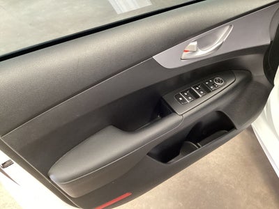 2024 Kia Forte 2.0 Lx Sedan At