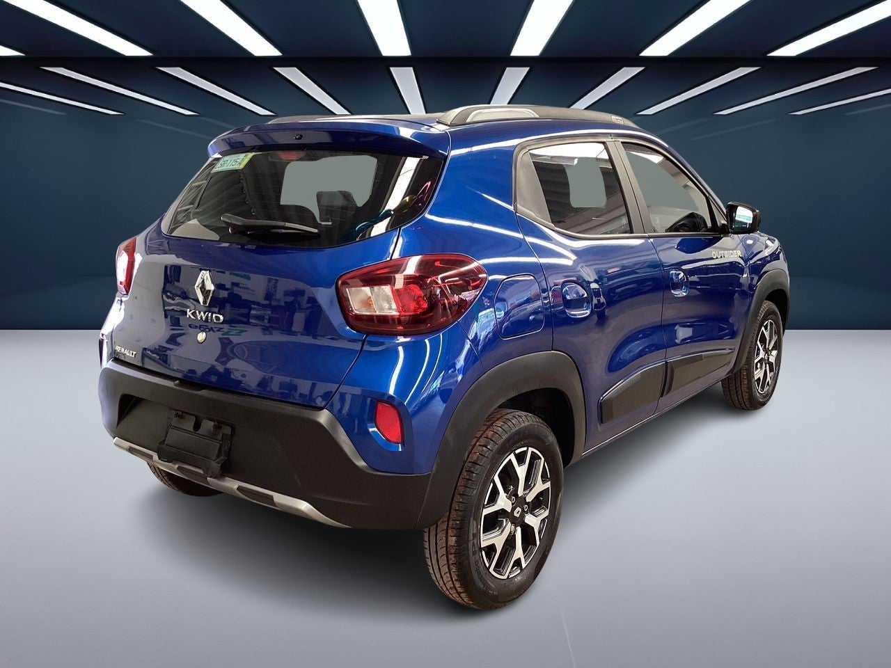 2024 Renault Kwid 1.0 Outsider Mt