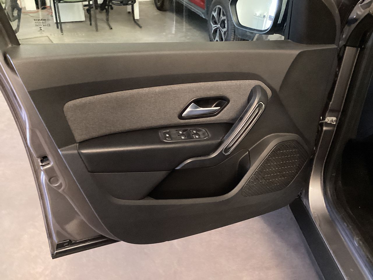 2022 Renault Duster 1.6 Iconic Mt