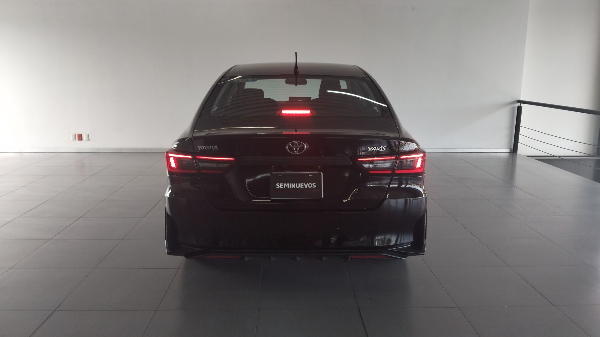 2023 Toyota Yaris 1.5 S Sedan Mt