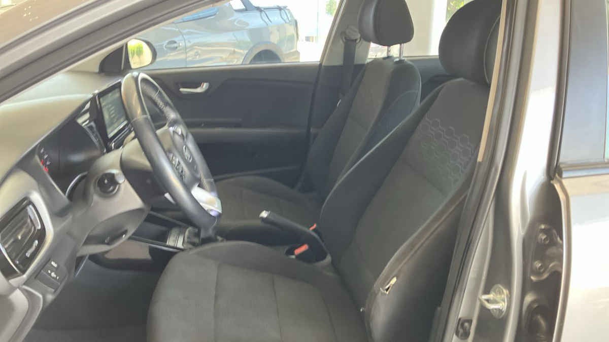 2021 Kia KIA RIO SEDAN 4p LX L4/1.6 Man