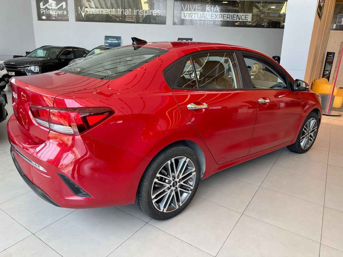 2023 Kia KIA RIO SEDAN 4p EX L4/1.6 Aut