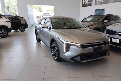 2026 Kia K4 4p EX L4/2.0 Man