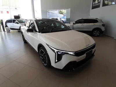 2026 Kia K4 5p GT Line Turbo L4/1.6 Aut
