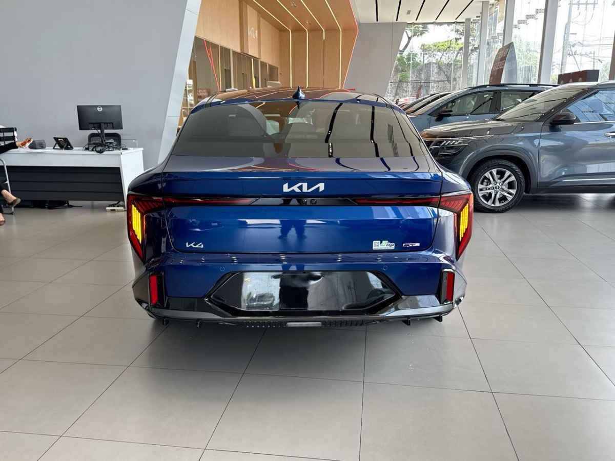 2026 Kia K4 4p GT Line L4/2.0 Aut