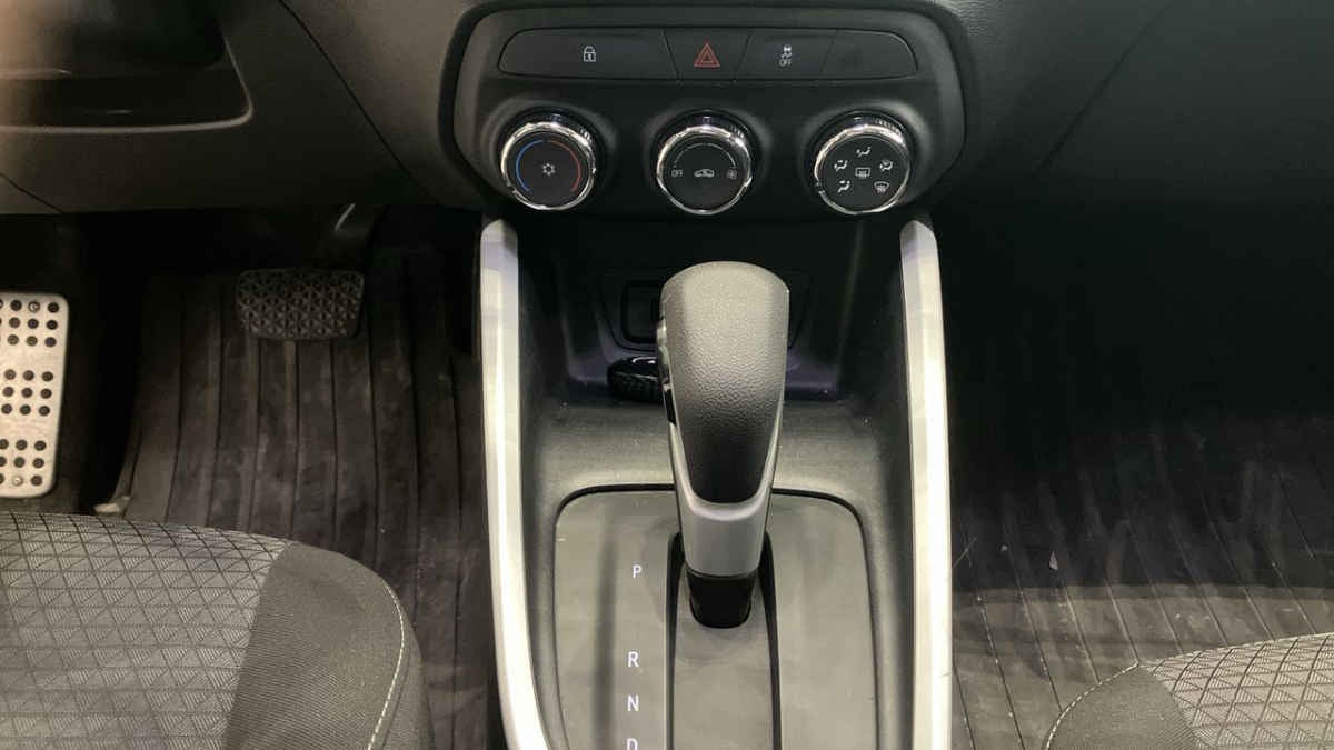 2024 Chevrolet Onix 4p LT L3/1.0/T Aut