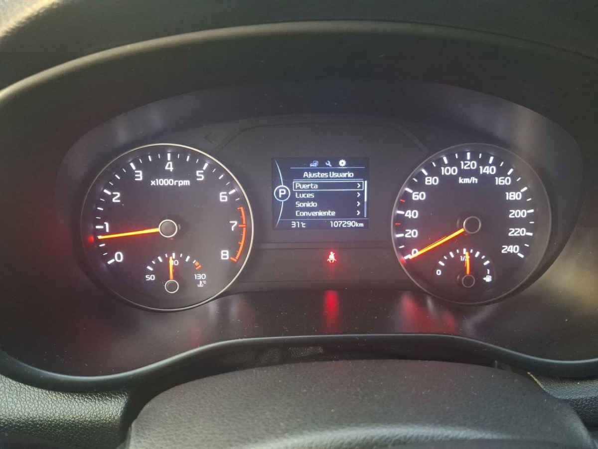 2018 Kia Sportage 5p LX  TA Tela RA-17"