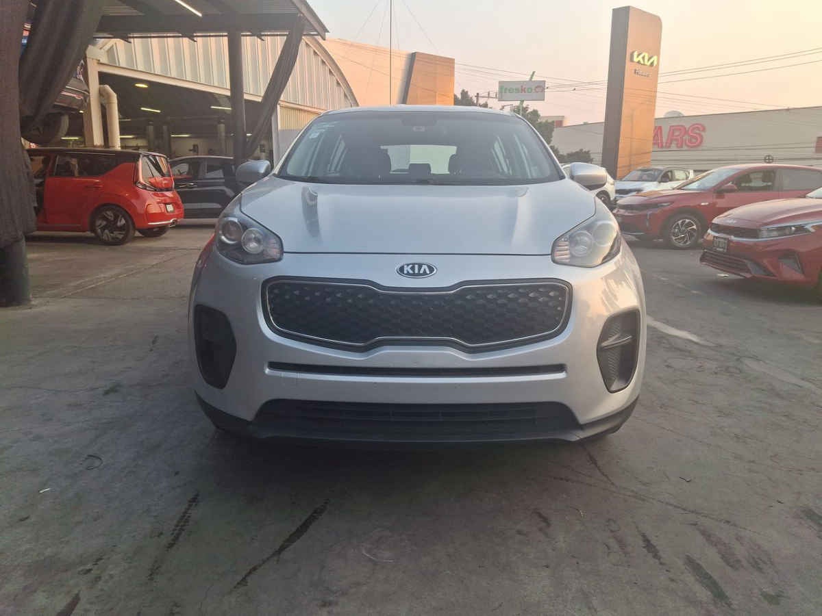 2018 Kia Sportage 5p LX  TA Tela RA-17"