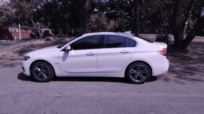 2019 BMW Serie 1 4p Sedan 120i Sport Line L4/1.6/T Aut
